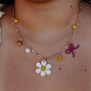 Collar - Charm Flor blanca